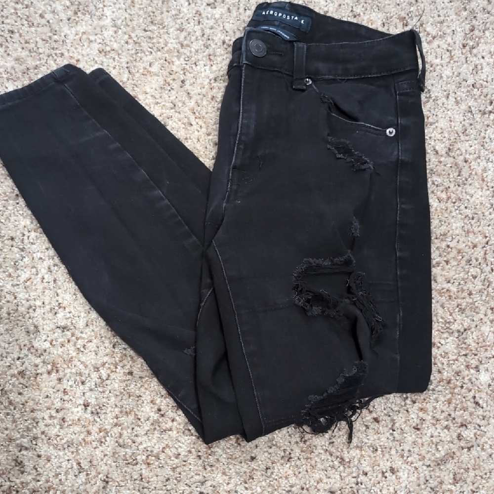 Aeropostale Black Distressed Women's Jeggings. Size 4 SHORT